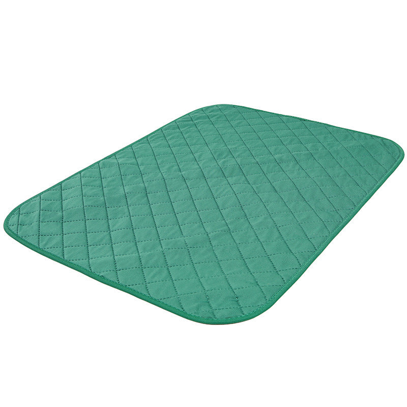 Alfombrilla antideslizante para mascotas con fibra de bambú natural, ideal para el entrenamiento y con propiedades desodorizantes y repelentes de la humedad.